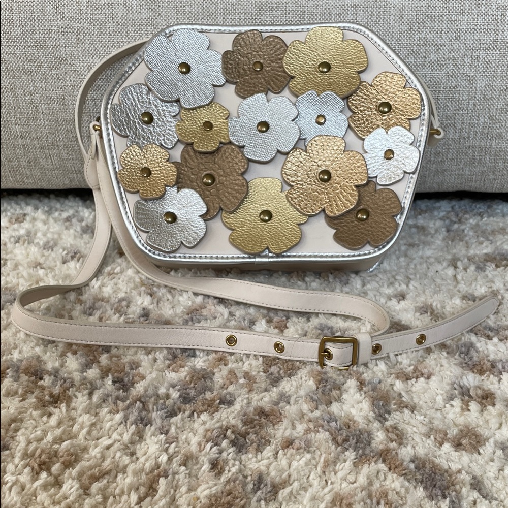 Coach Glove Tanned Leather Crossbody Bag